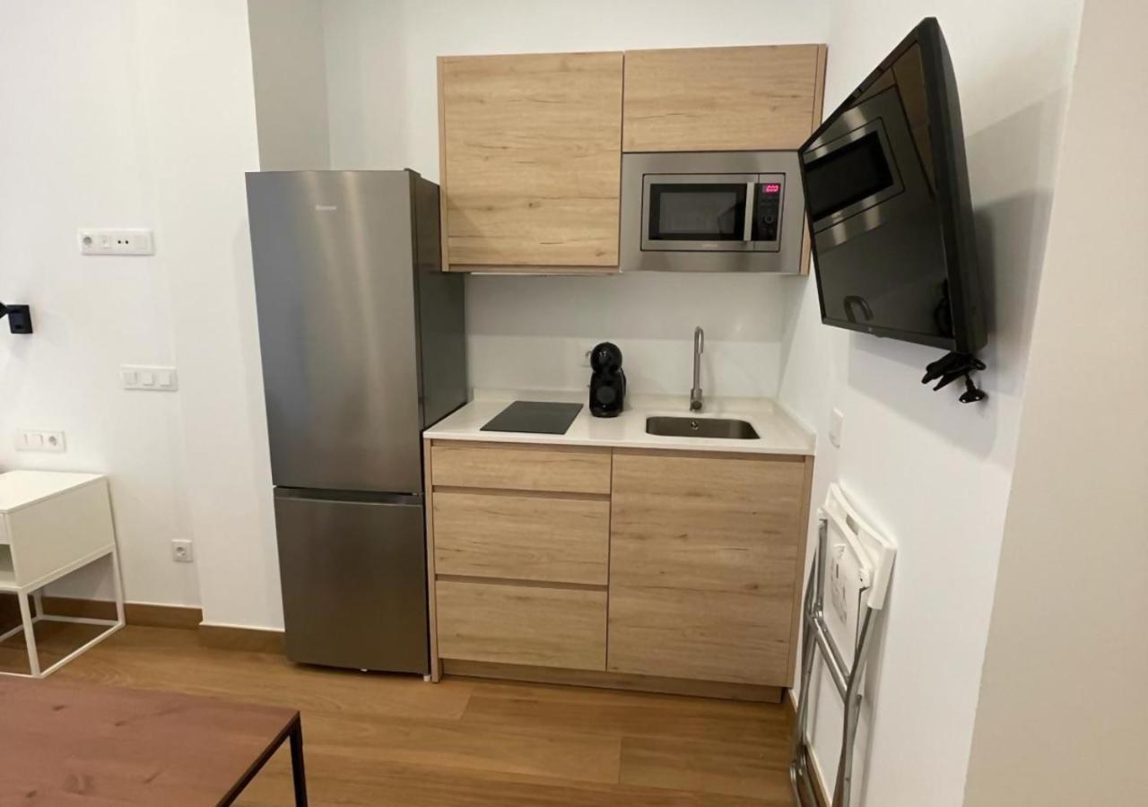 Global Suites Sevilla Bagian luar foto